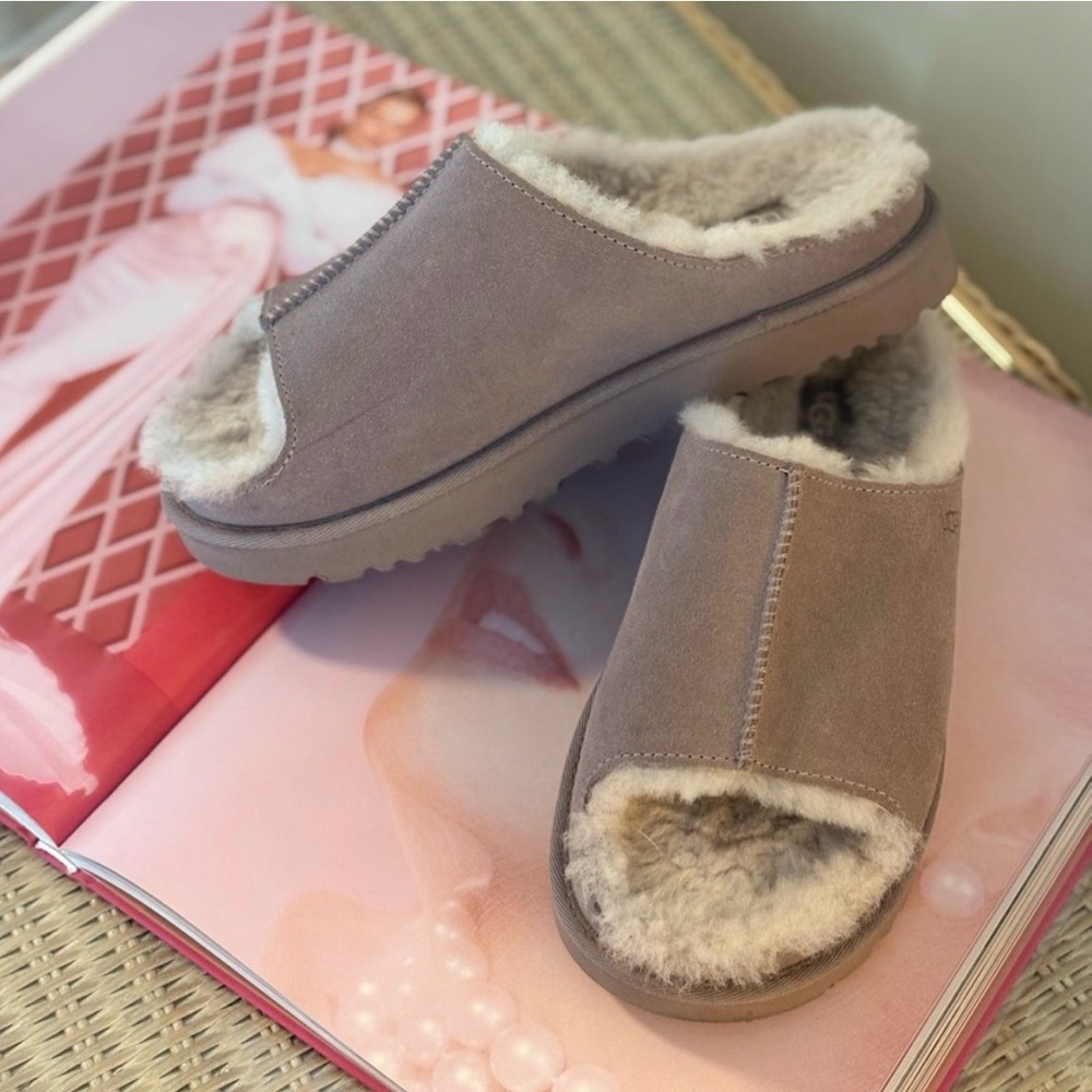 UGG Women's Pink Slide Slippers - Picture 3 of 5
